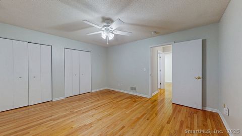 Tiny photo for 80 Country Lane #APT 40, Vernon, CT 06066 (MLS # 24143436)