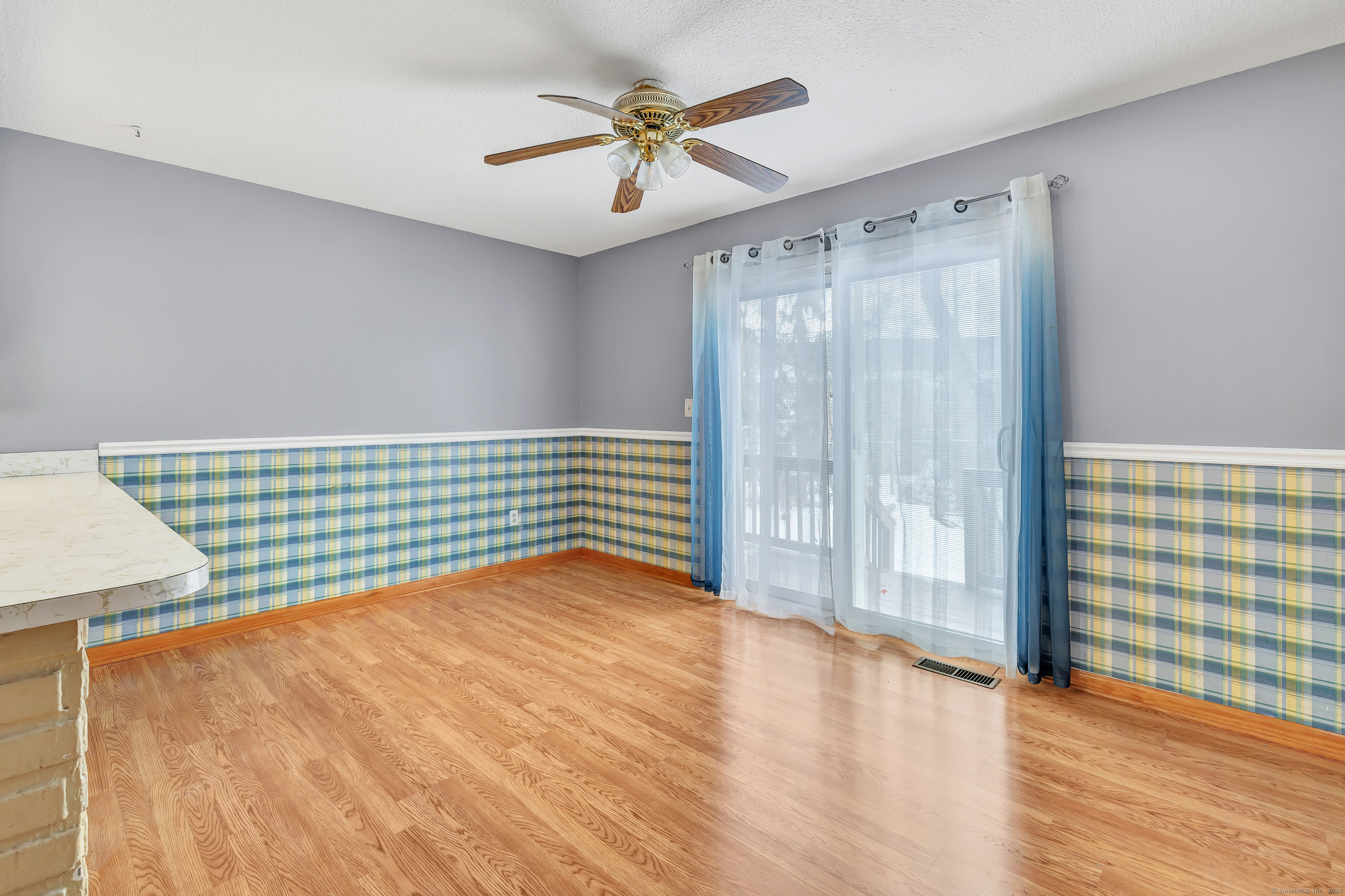 203 Edgemoor Road #APT F, Bridgeport, Connecticut image 21