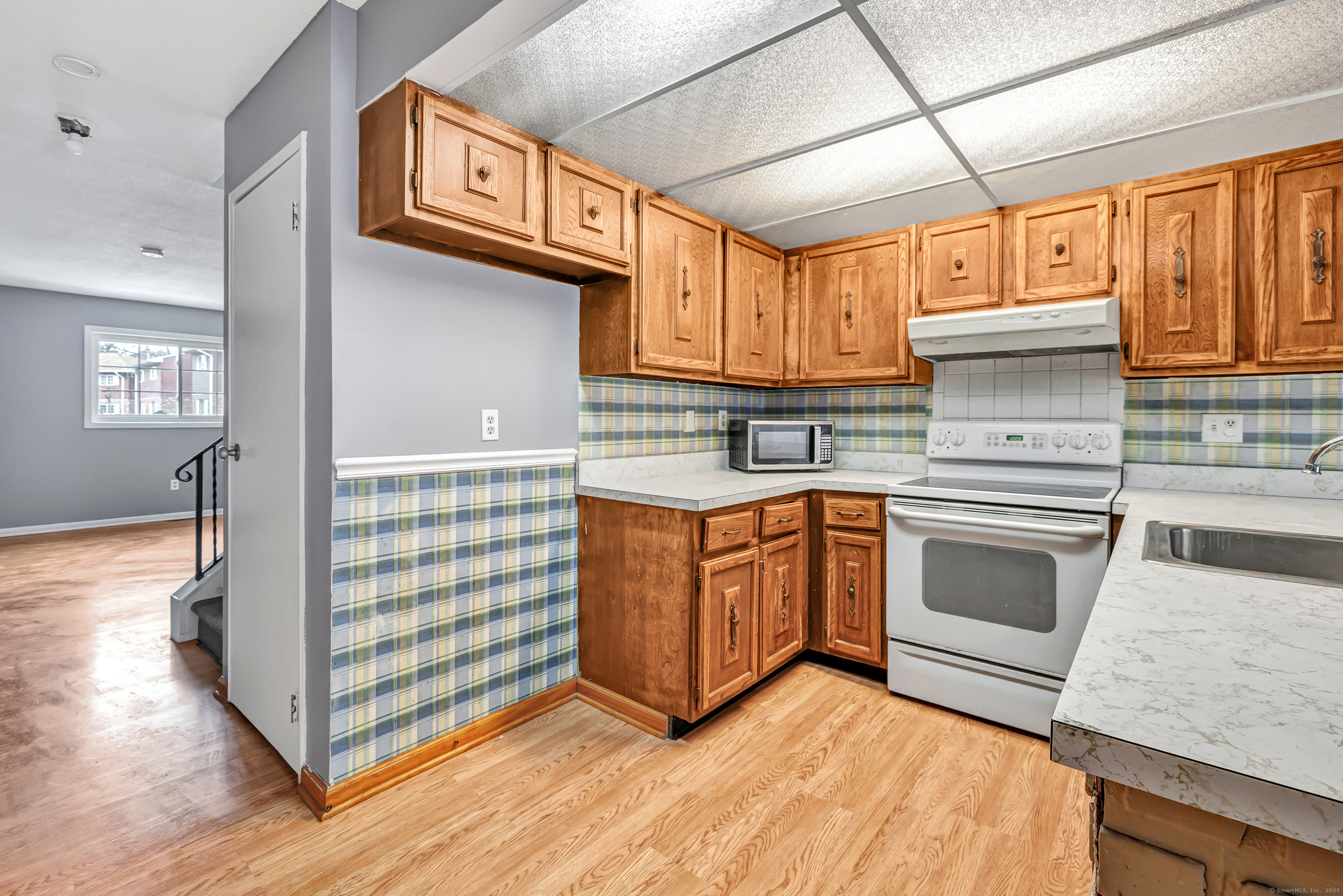 203 Edgemoor Road #APT F, Bridgeport, Connecticut image 20