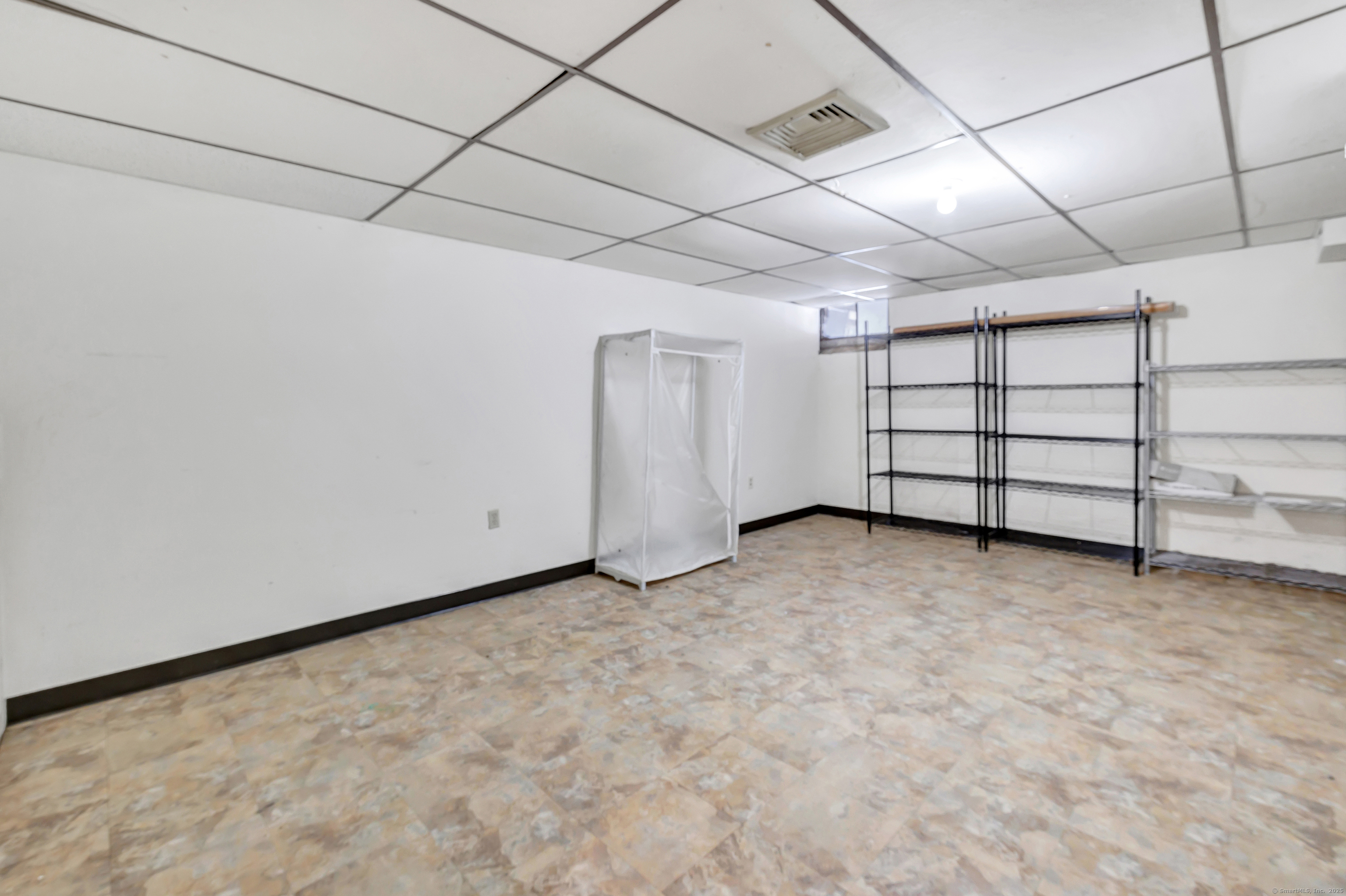 203 Edgemoor Road #APT F, Bridgeport, Connecticut image 36