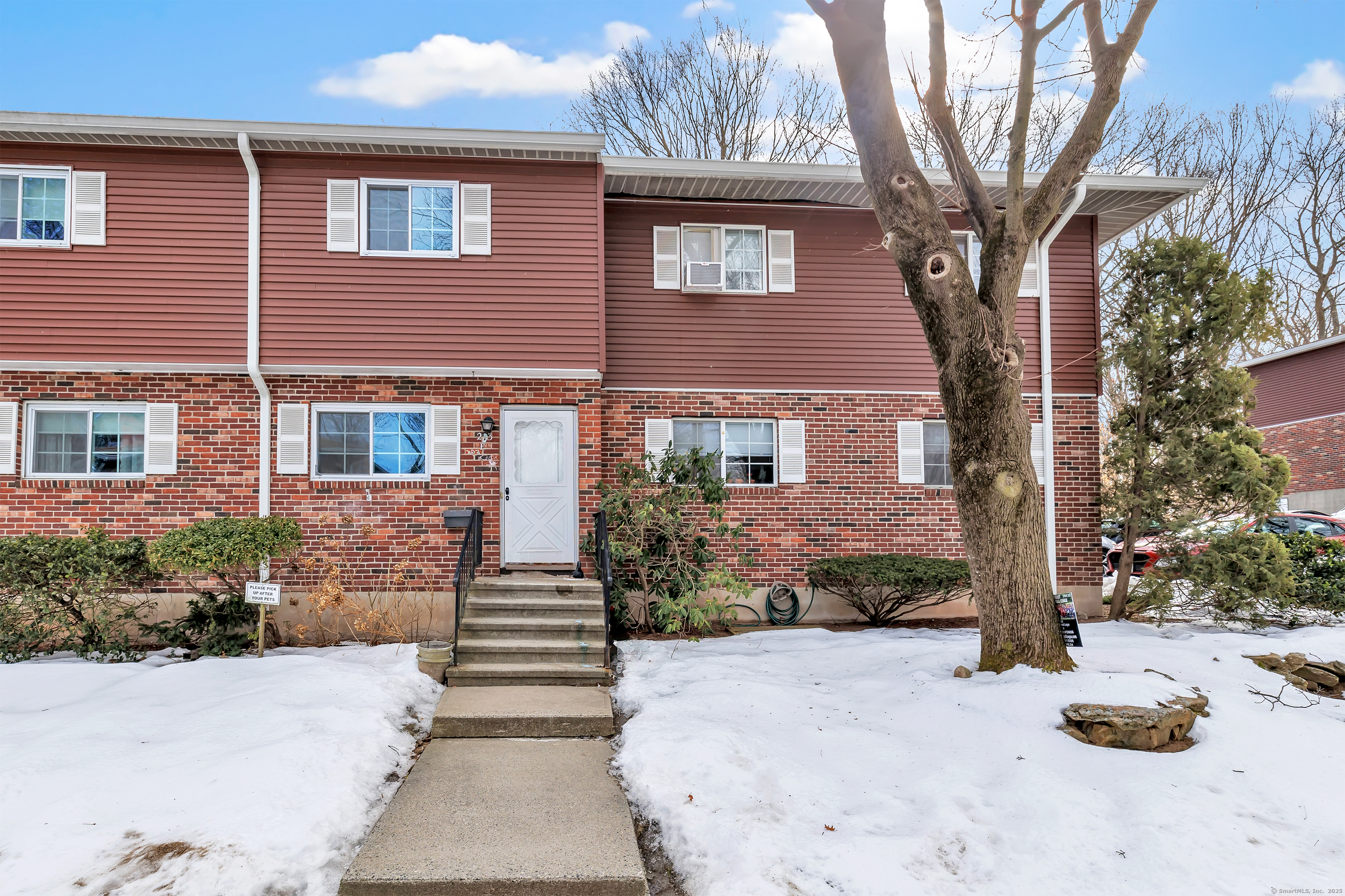 203 Edgemoor Road #APT F, Bridgeport, Connecticut image 2