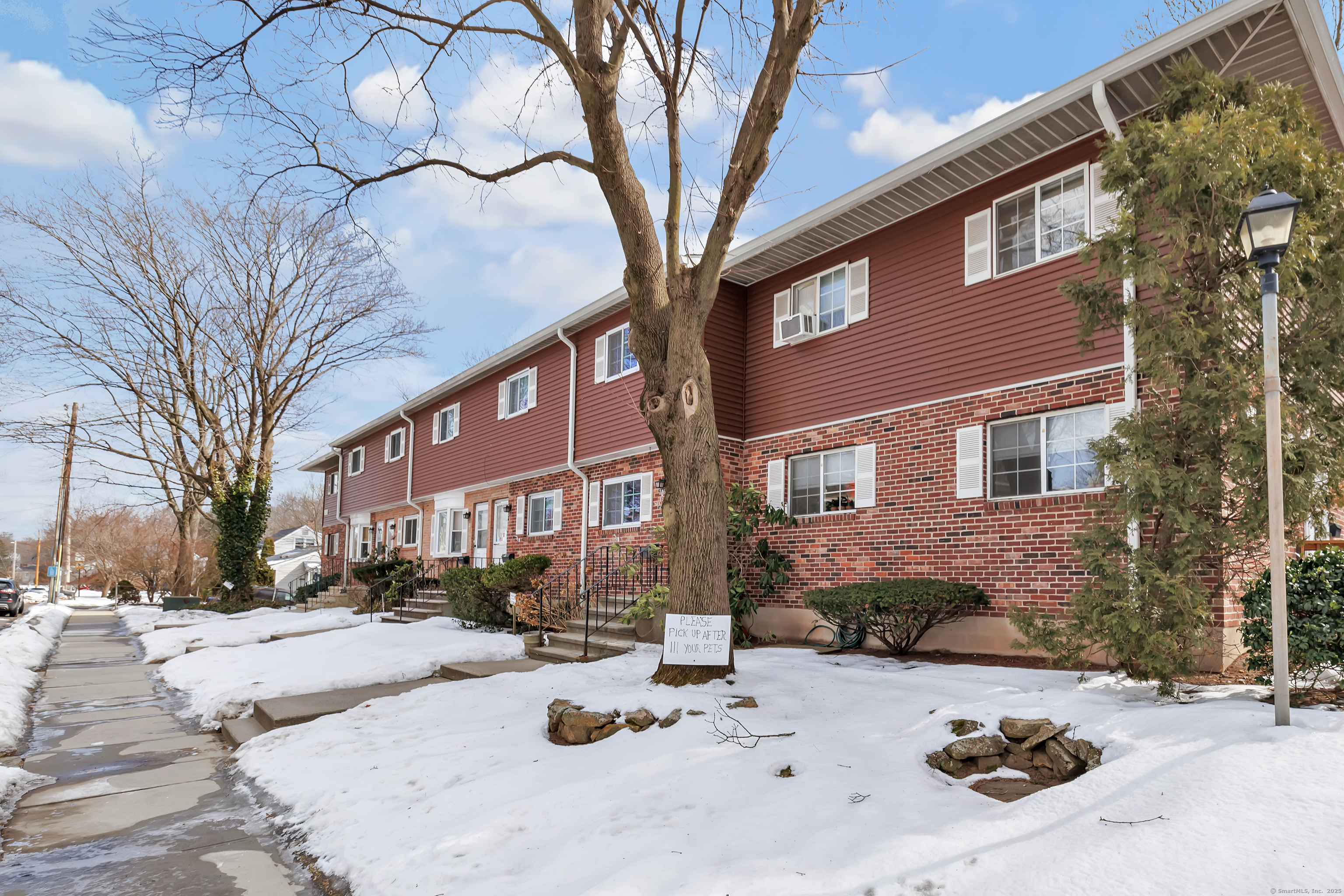 203 Edgemoor Road #APT F, Bridgeport, Connecticut image 3