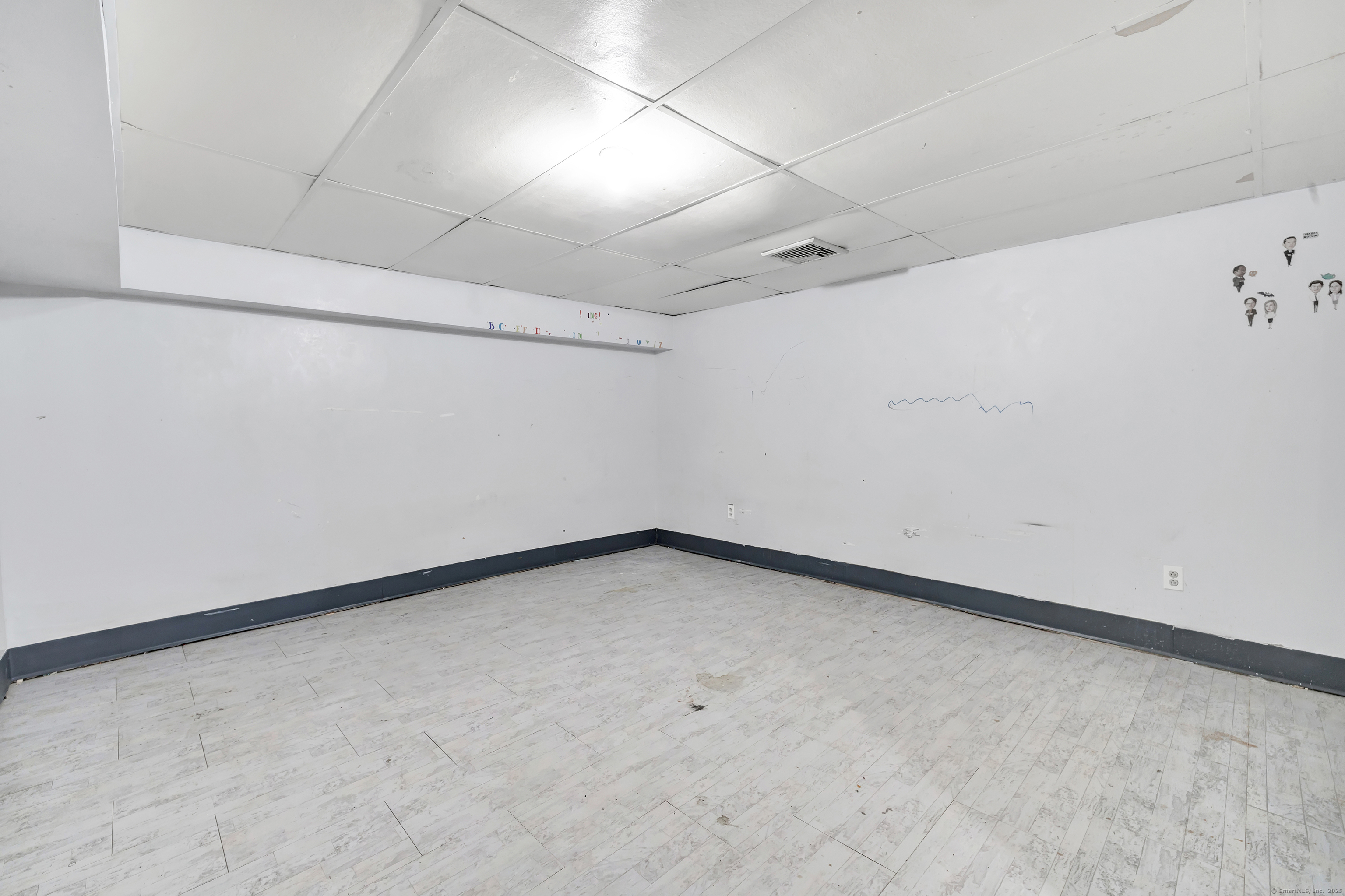 203 Edgemoor Road #APT F, Bridgeport, Connecticut image 34