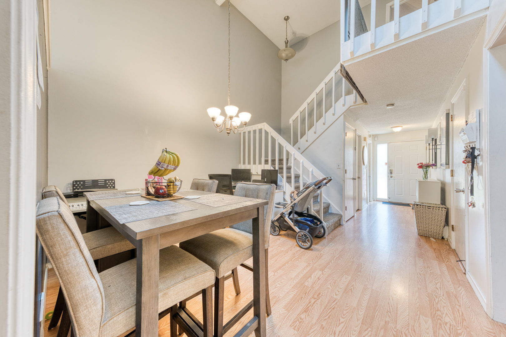 42 Schoolhouse Crossing