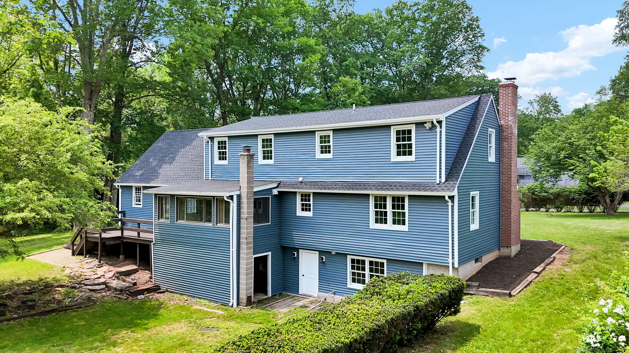 890 Copper Hill Road