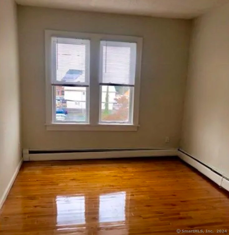 Rental Property at 2336 Main Street, Bridgeport, Connecticut - Bedrooms: 2 
Bathrooms: 1 
Rooms: 5  - $1,800 MO.