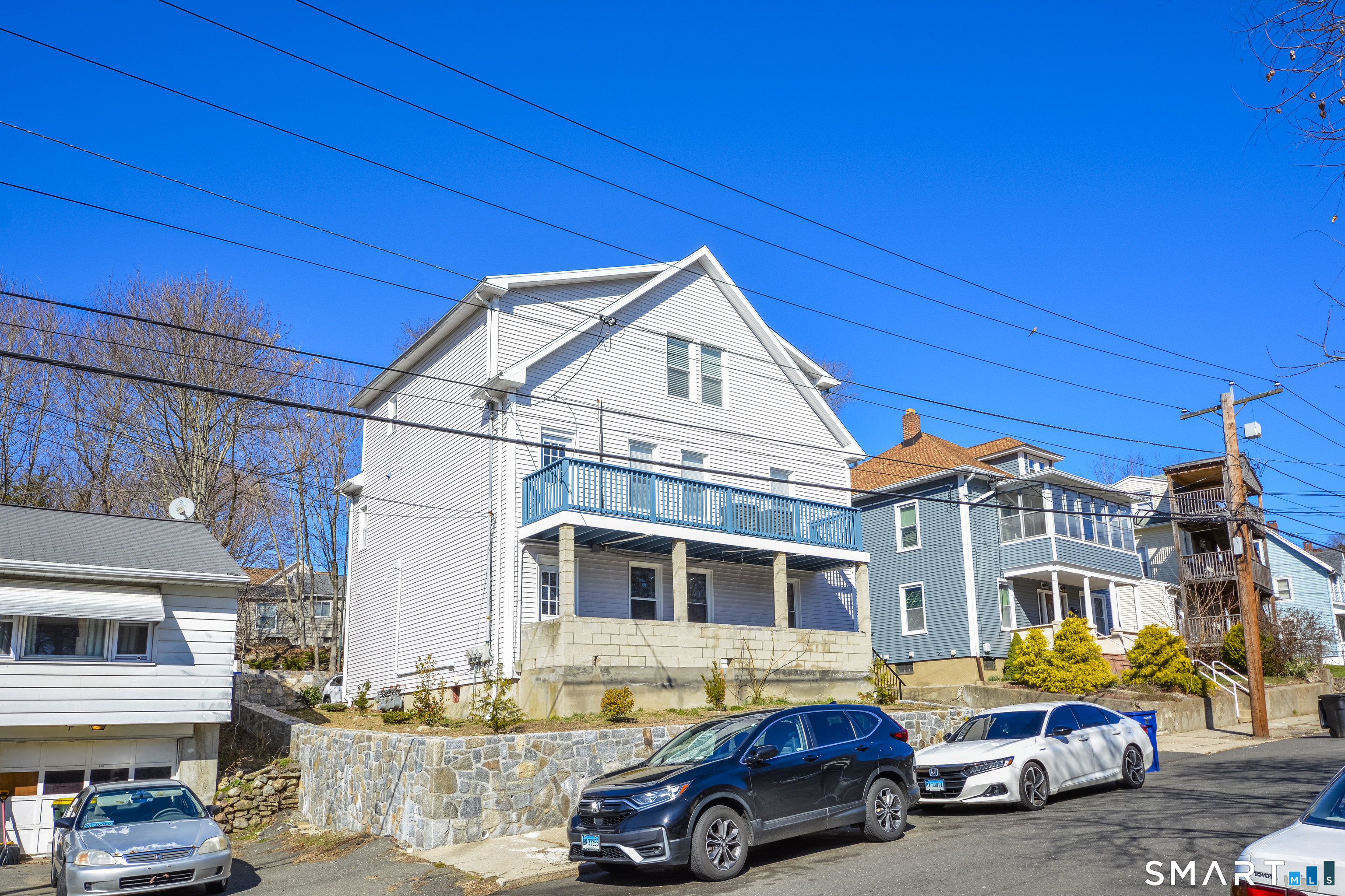 81 Myrtle Avenue