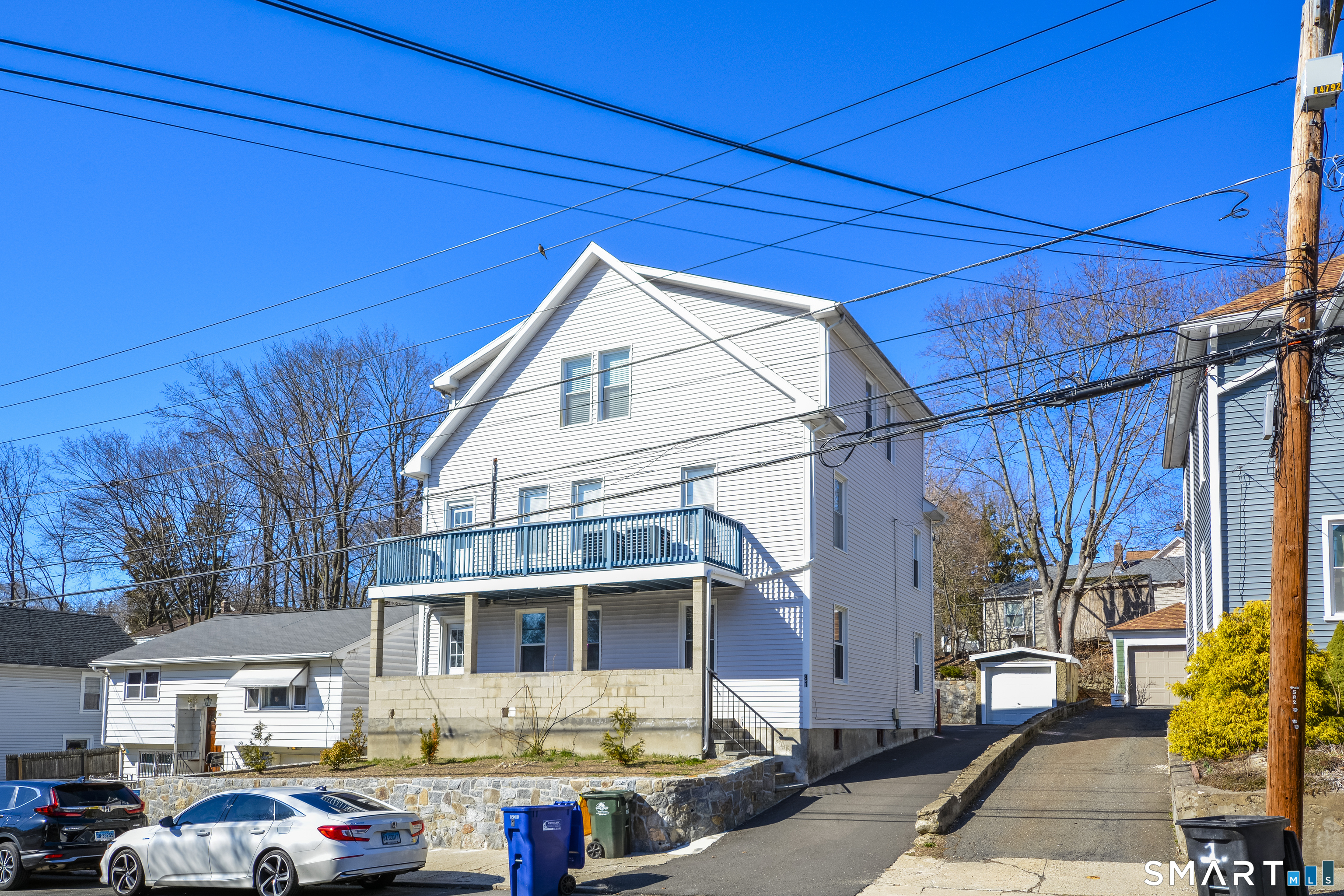 81 Myrtle Avenue