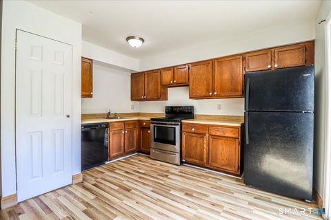 Tiny photo for 171 Aspetuck Village #171, New Milford, CT 06776 (MLS # 24146064)