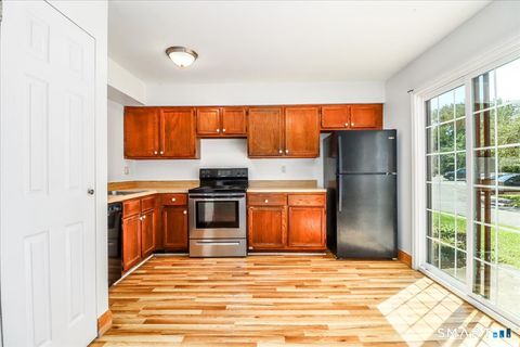 Tiny photo for 171 Aspetuck Village #171, New Milford, CT 06776 (MLS # 24146064)