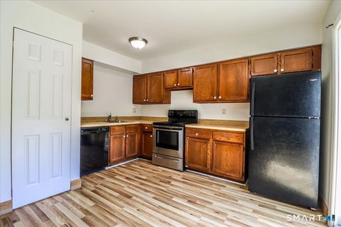 Tiny photo for 171 Aspetuck Village #171, New Milford, CT 06776 (MLS # 24146064)