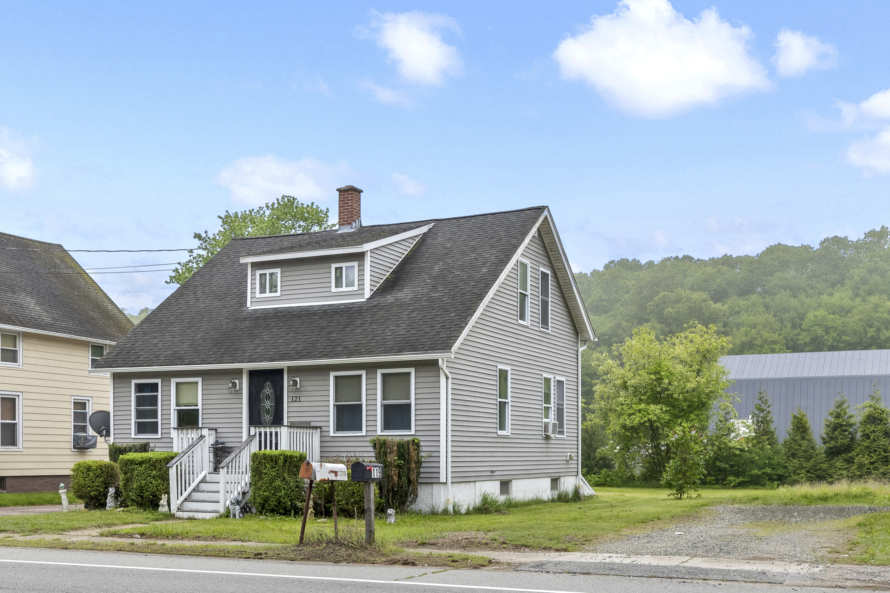 121 Taftville Occum Road, Norwich, Connecticut image 3