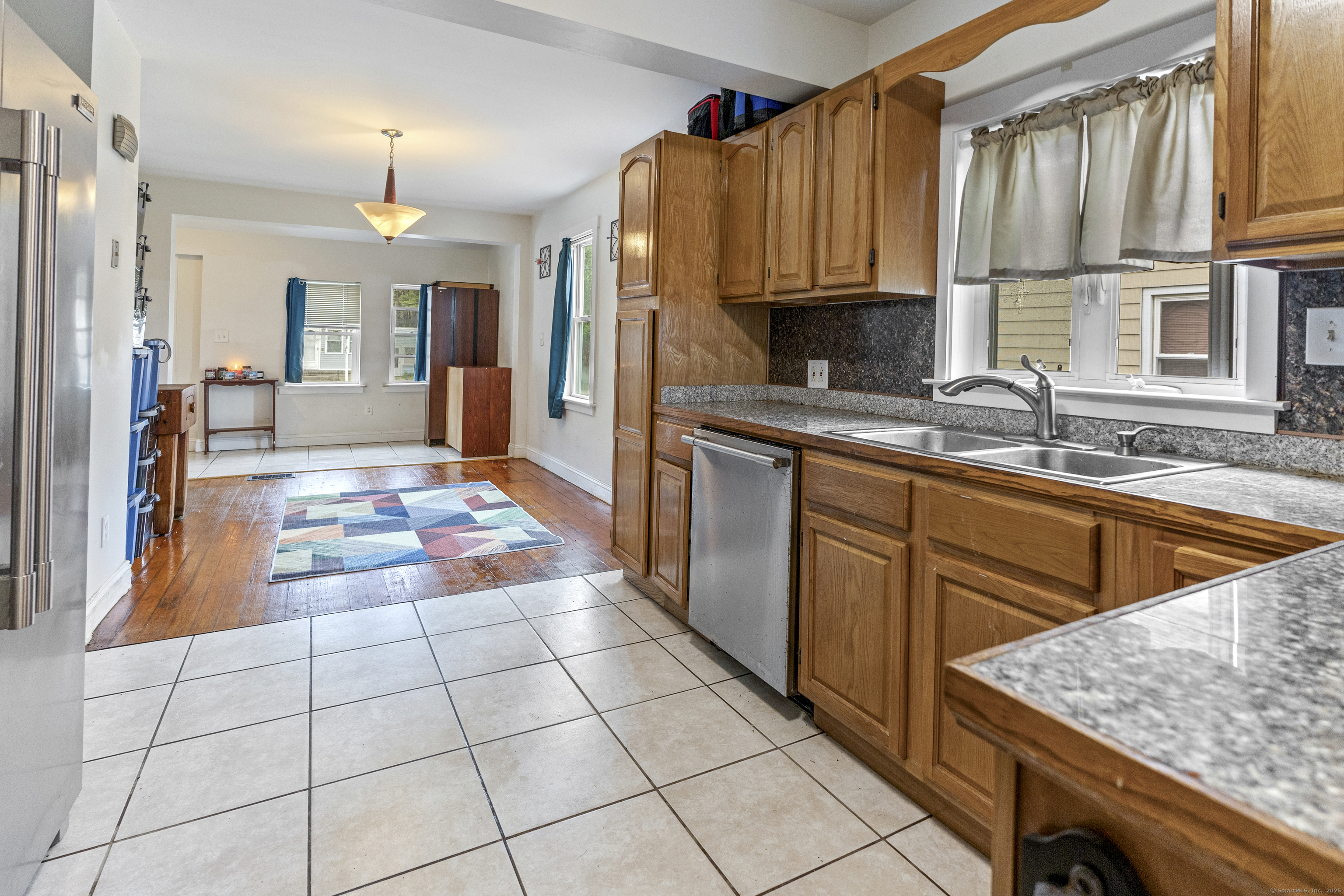 121 Taftville Occum Road, Norwich, Connecticut image 15