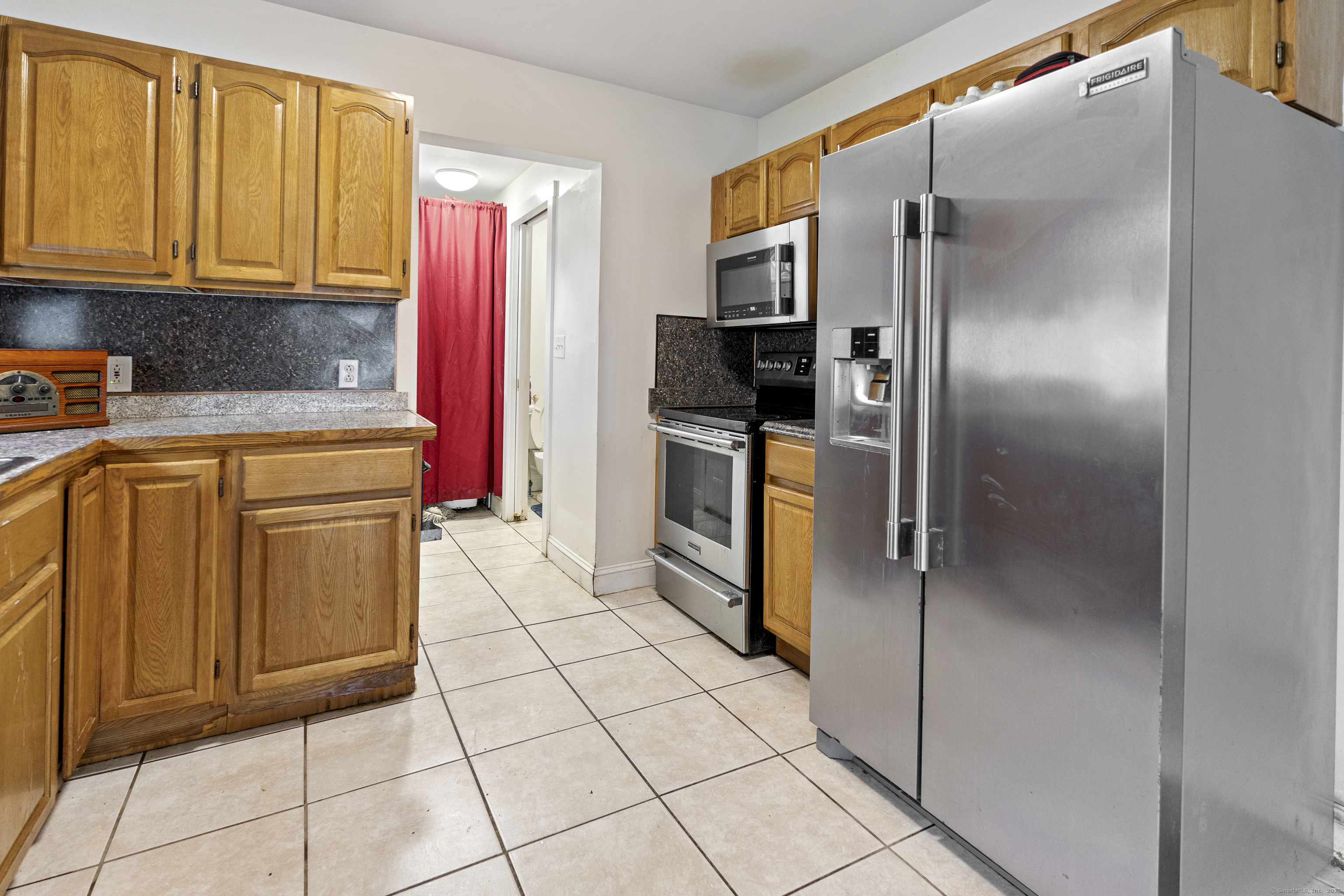 121 Taftville Occum Road, Norwich, Connecticut image 14
