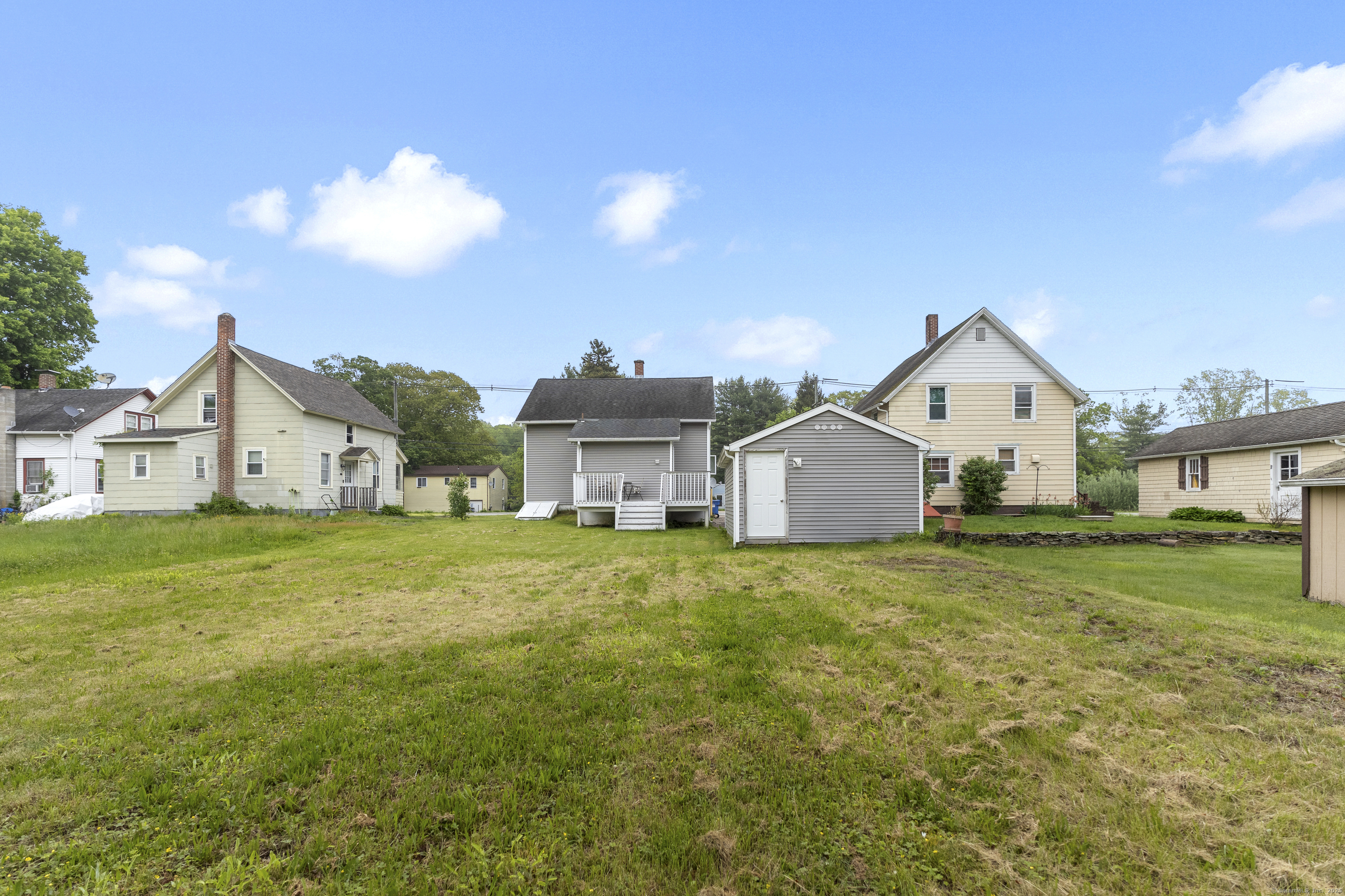 121 Taftville Occum Road, Norwich, Connecticut image 4