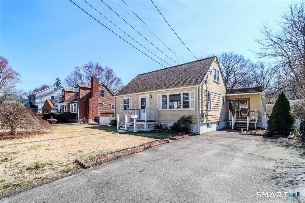 Photo of 133 Marlborough Terrace, Fairfield, CT 06824 (MLS # 24164618)