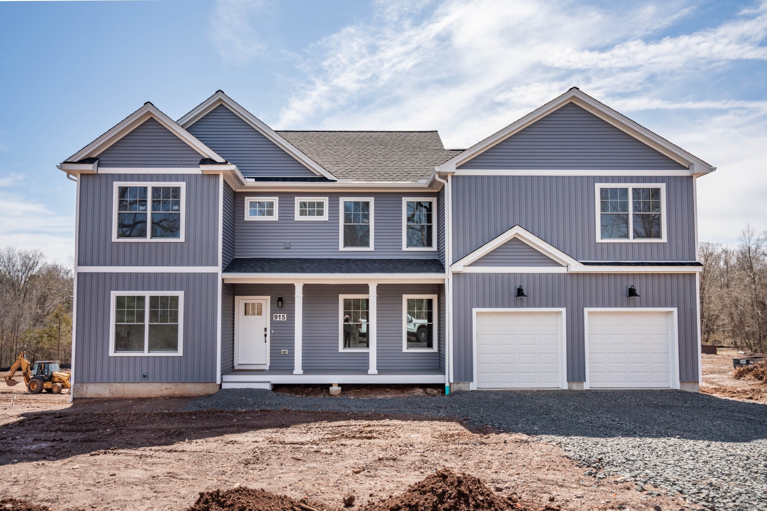 High Road, Berlin, Connecticut - 4 Bedrooms  
3 Bathrooms  
8 Rooms - 