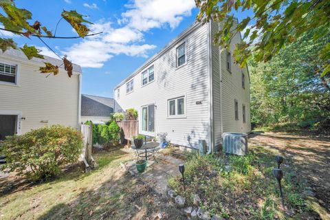 Tiny photo for 519 Dowd Avenue #519, Canton, CT 06019 (MLS # 24131948)