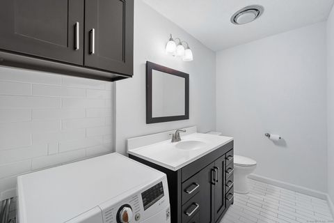 Tiny photo for 519 Dowd Avenue #519, Canton, CT 06019 (MLS # 24131948)