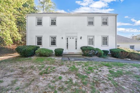 Photo of 519 Dowd Avenue #519, Canton, CT 06019 (MLS # 24131948)