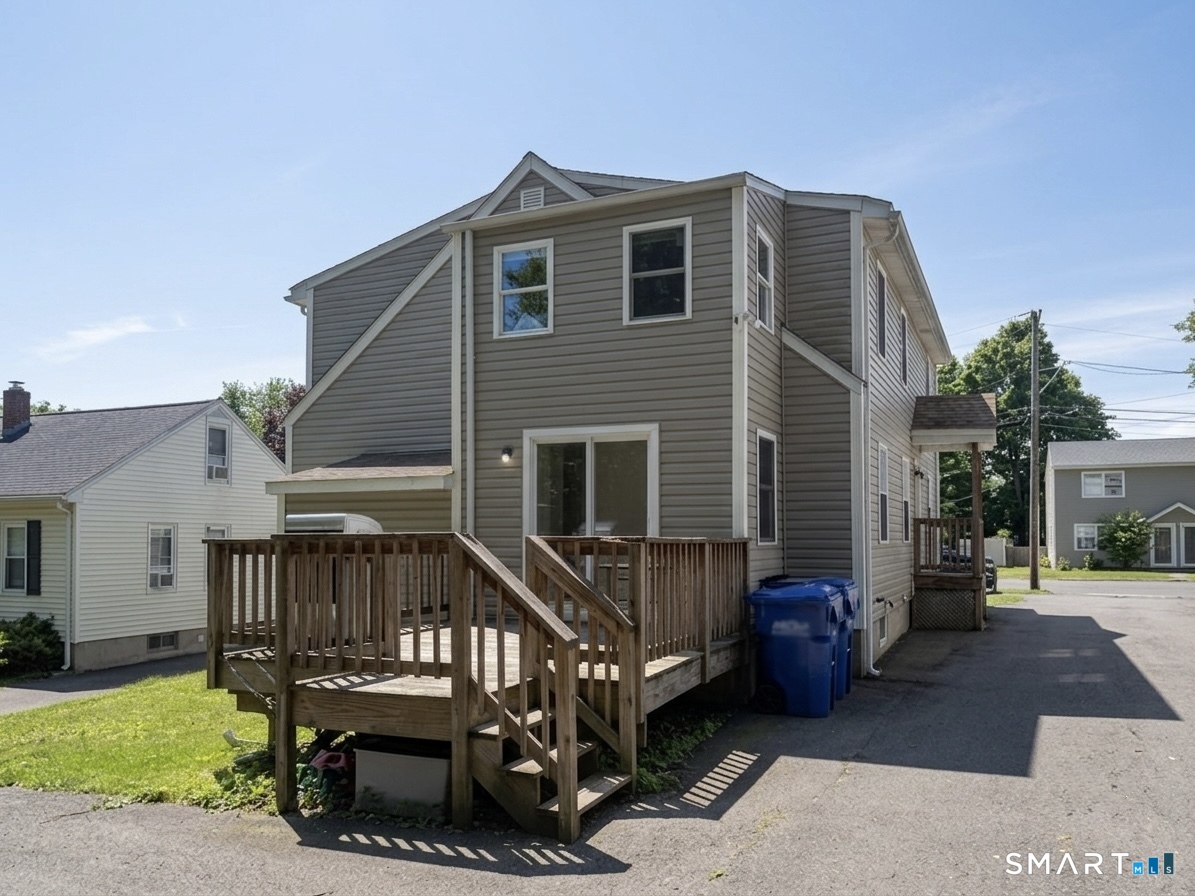 11 Belmont Circle