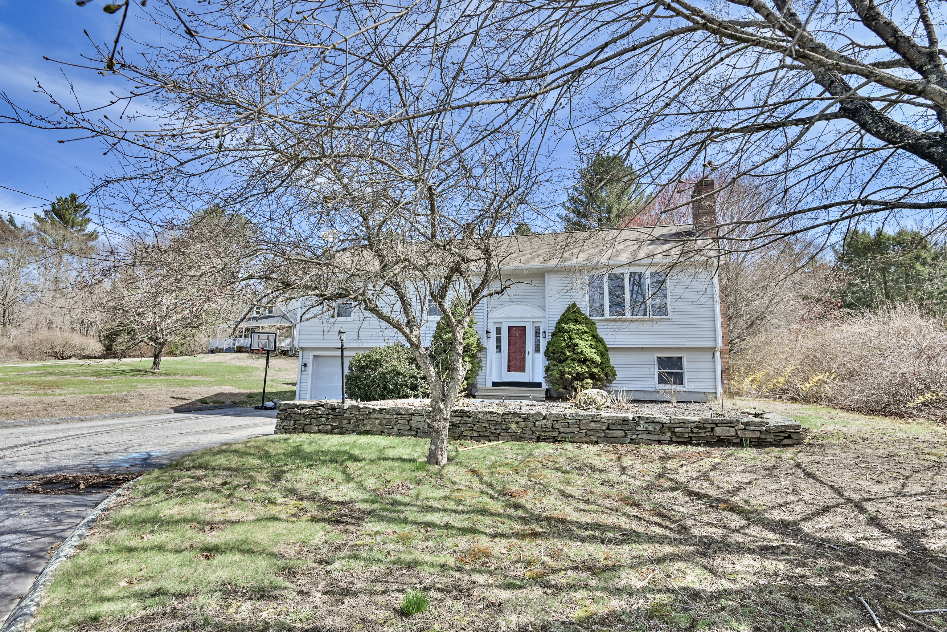 471 Riverside Drive, Thompson, Connecticut image 2