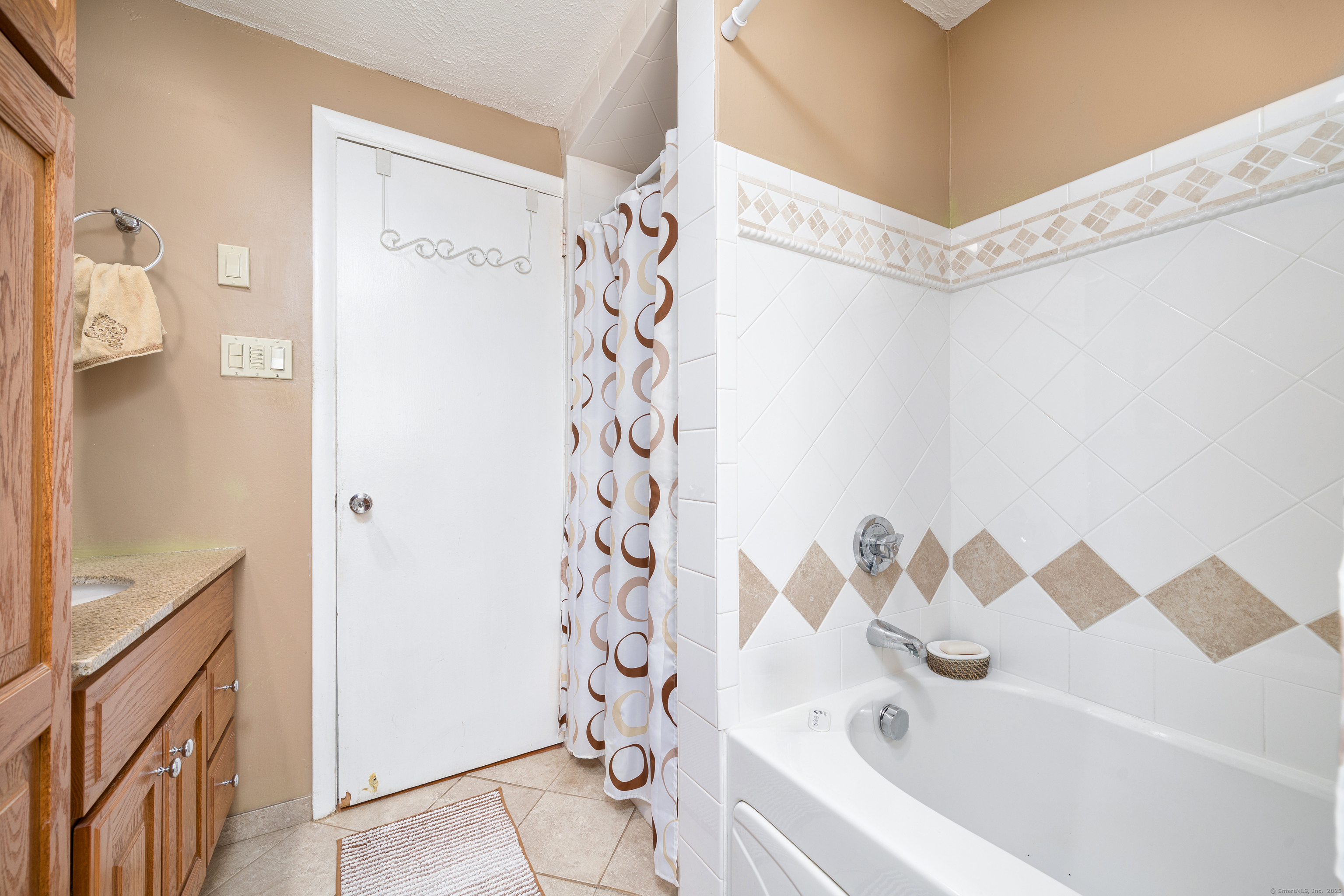 23 Fairlane Drive, Wethersfield, Connecticut image 25
