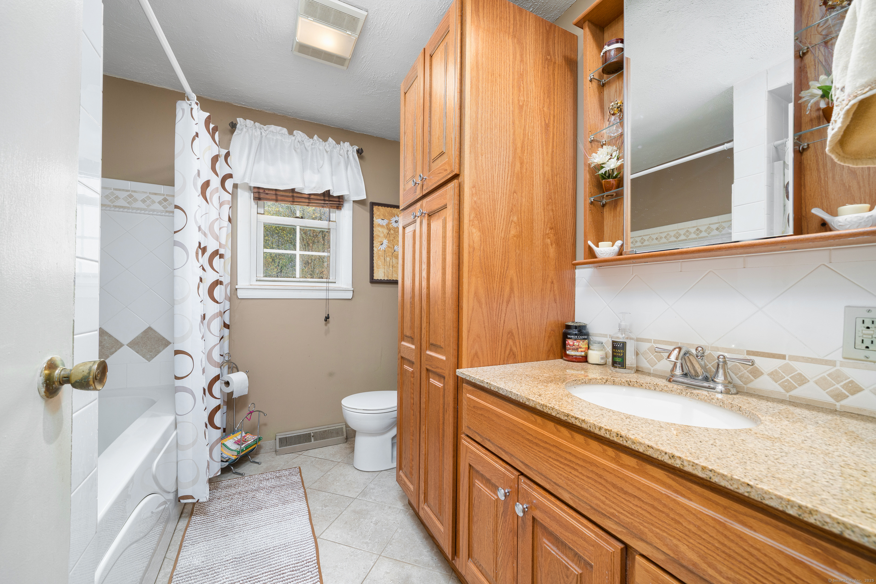 23 Fairlane Drive, Wethersfield, Connecticut image 24