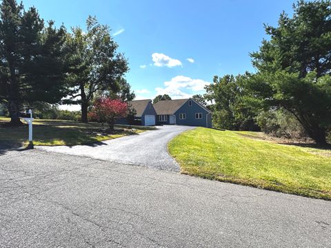 Tiny photo for 4 Bayview Circle, Watertown, CT 06795 (MLS # 24167908)