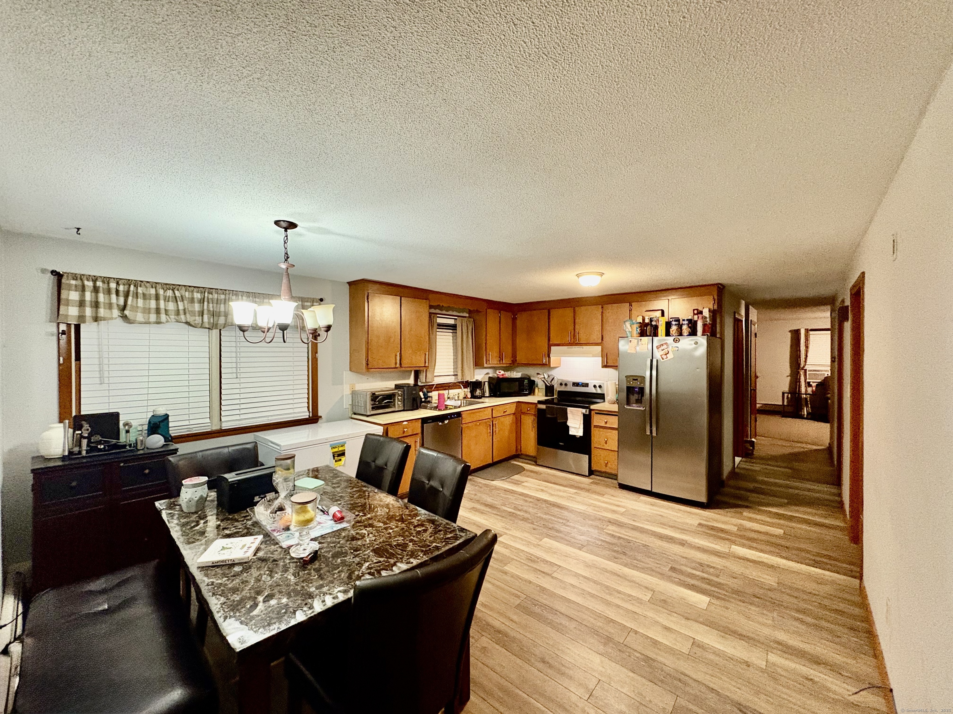 New Britain, Connecticut 06051, United States, 3 Bedrooms Bedrooms, ,1 BathroomBathrooms,Residential,Active,77560