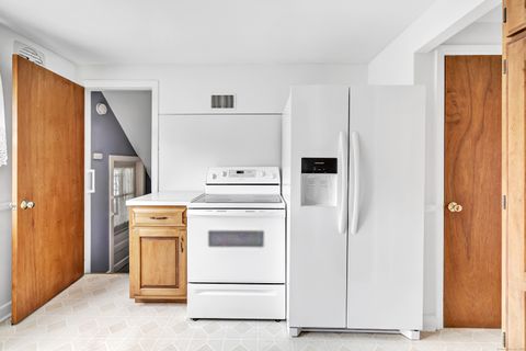 Tiny photo for 93 Catherine Terrace, Fairfield, CT 06824 (MLS # 24136417)