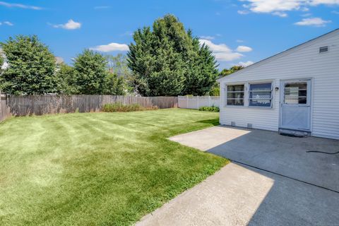 Tiny photo for 93 Catherine Terrace, Fairfield, CT 06824 (MLS # 24136417)