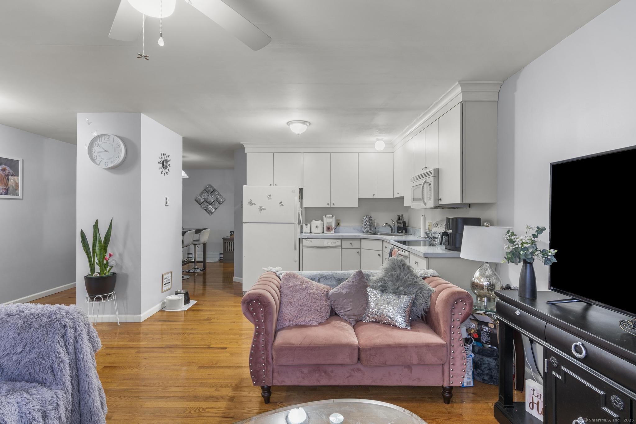 53 Harwinton Avenue APT 4