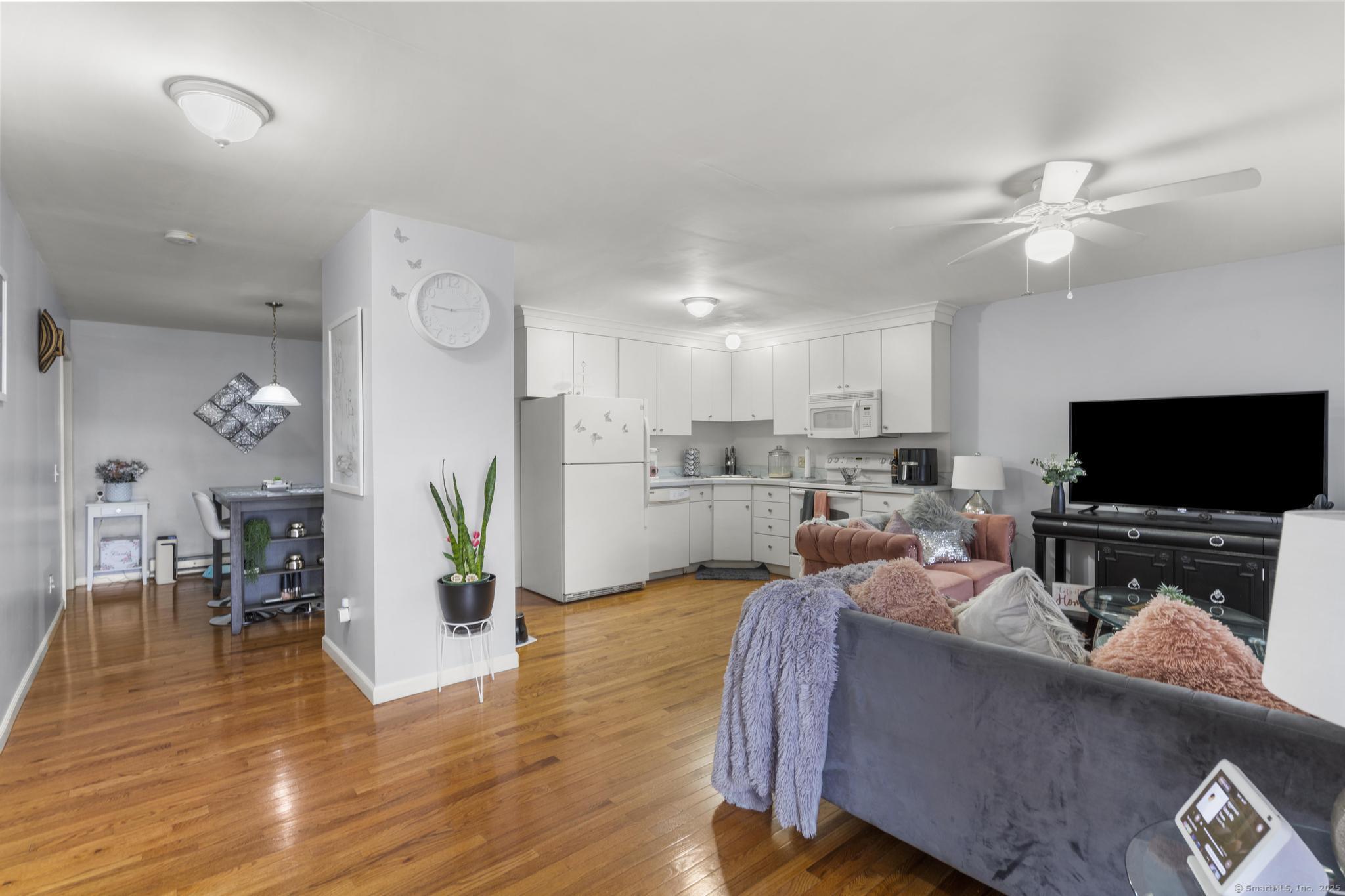 53 Harwinton Avenue APT 4