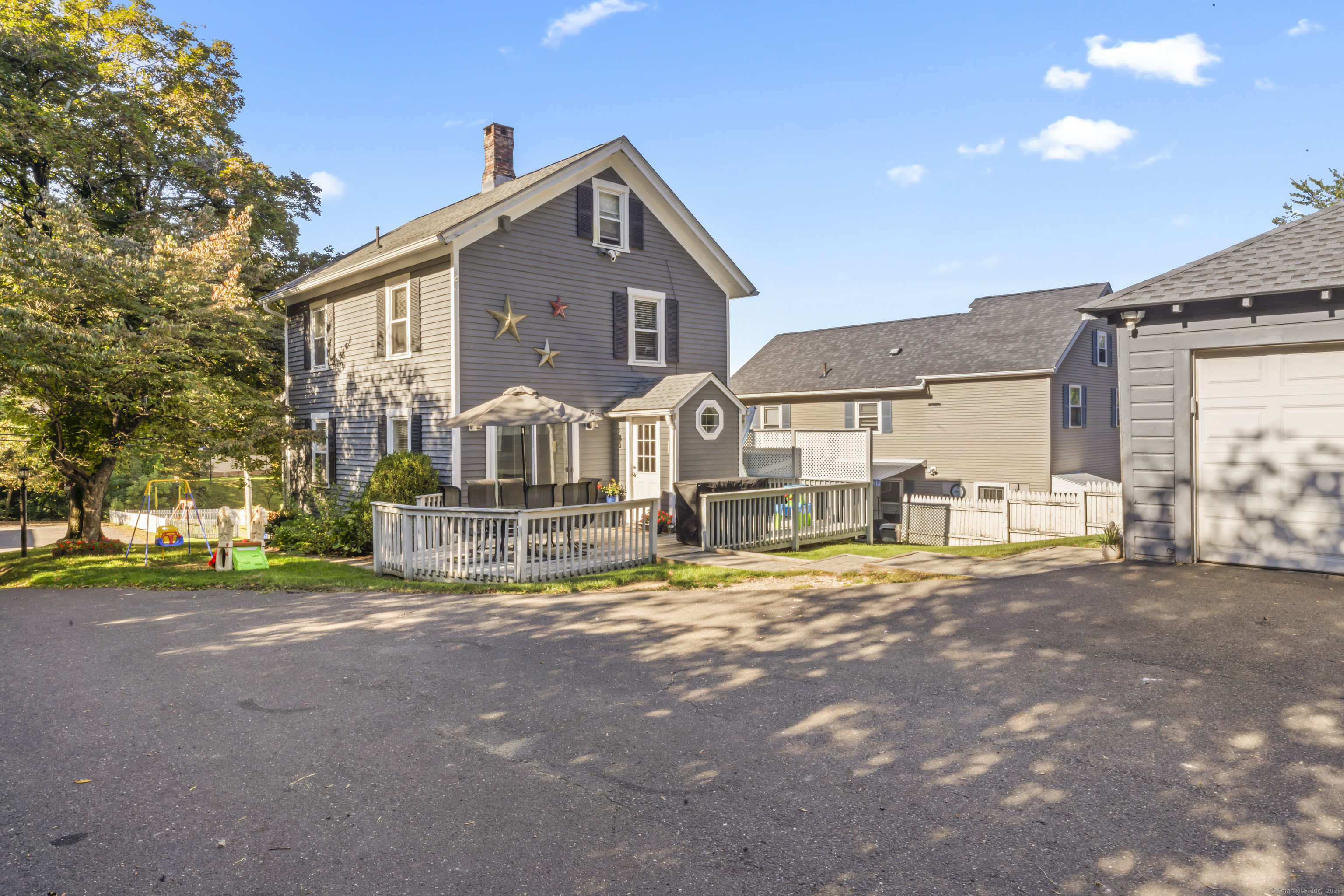 461 East Main Street