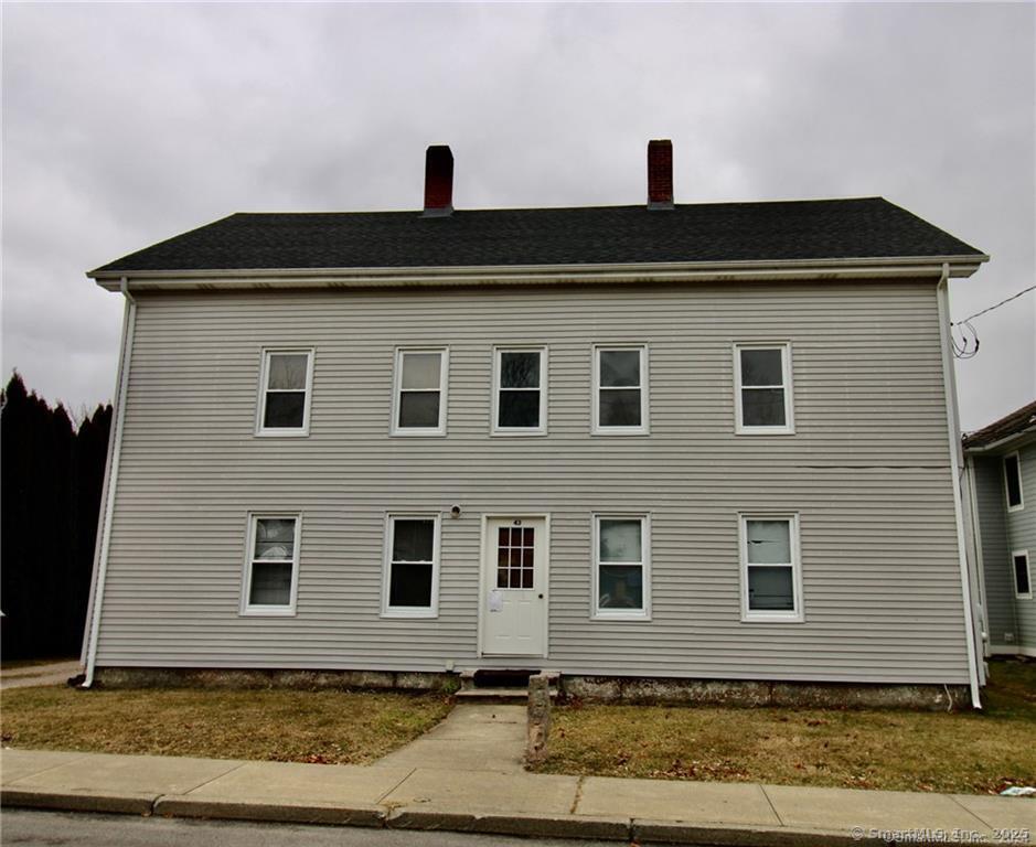 Garden Street 4, Stonington, Connecticut - 3 Bedrooms  
2 Bathrooms  
6 Rooms - 