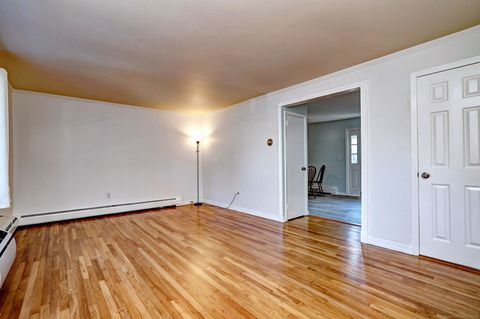 Tiny photo for 245 Sunnyridge Avenue #APT 2, Fairfield, CT 06824 (MLS # 24141953)