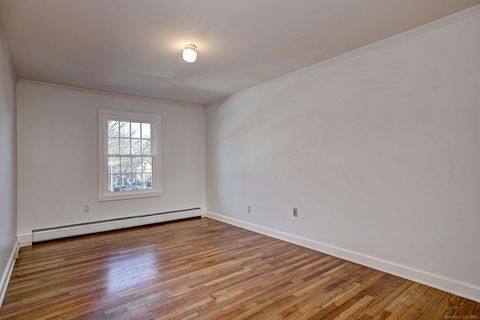 Tiny photo for 245 Sunnyridge Avenue #APT 2, Fairfield, CT 06824 (MLS # 24141953)
