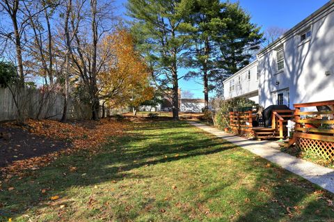 Tiny photo for 245 Sunnyridge Avenue #APT 2, Fairfield, CT 06824 (MLS # 24141953)