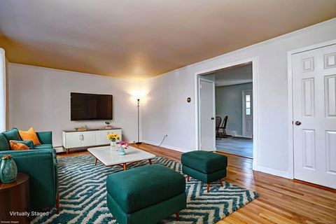 Tiny photo for 245 Sunnyridge Avenue #APT 2, Fairfield, CT 06824 (MLS # 24141953)