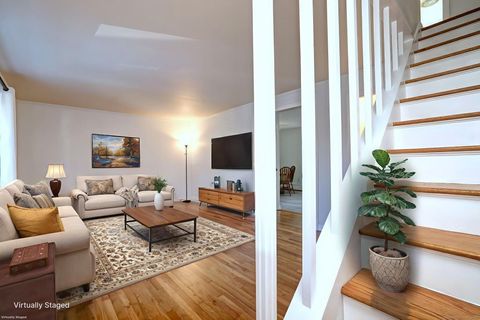 Tiny photo for 245 Sunnyridge Avenue #APT 2, Fairfield, CT 06824 (MLS # 24141953)