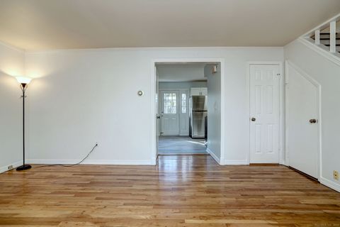 Tiny photo for 245 Sunnyridge Avenue #APT 2, Fairfield, CT 06824 (MLS # 24141953)