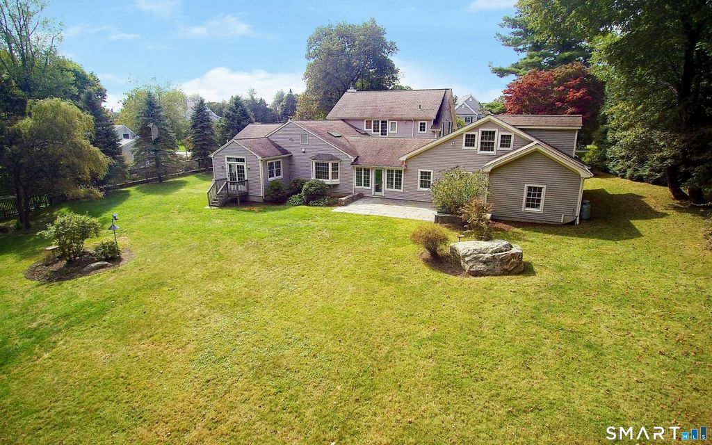 Photo of 9 Dowling Drive, Ridgefield, CT 06877 (MLS # 24149798)