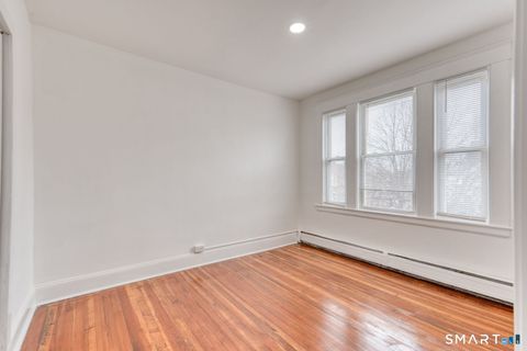 Tiny photo for 152 Oak Street #3S, New Britain, CT 06051 (MLS # 24160454)