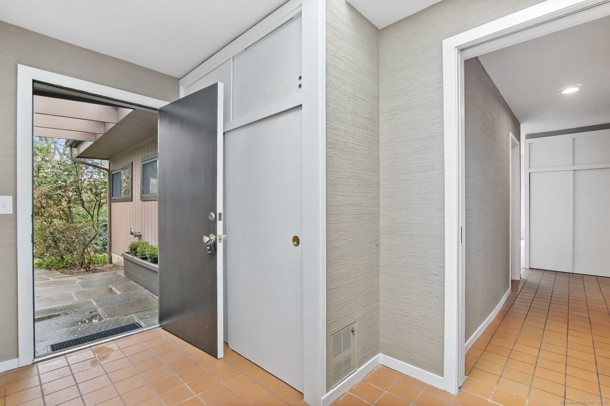 218 Four Brooks Road, Stamford, Connecticut image 4