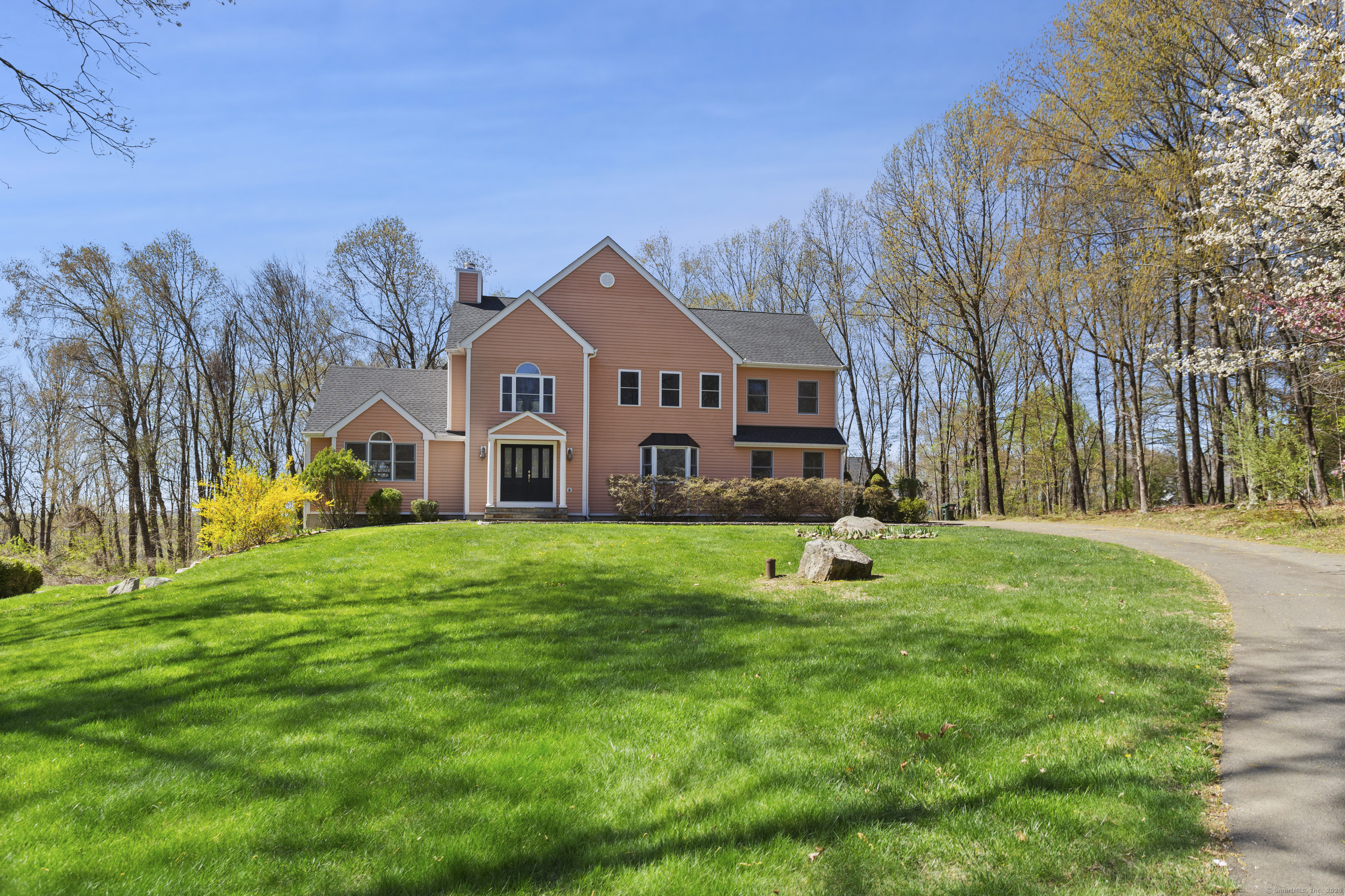 Property for Sale at Maplewood Drive, Danbury, Connecticut - Bedrooms: 4 
Bathrooms: 4 
Rooms: 9  - $950,000