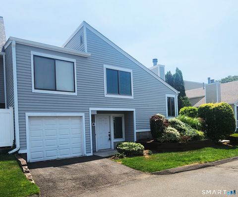 Photo of 55 Peddlars Drive #55, Branford, CT 06405 (MLS # 24187783)