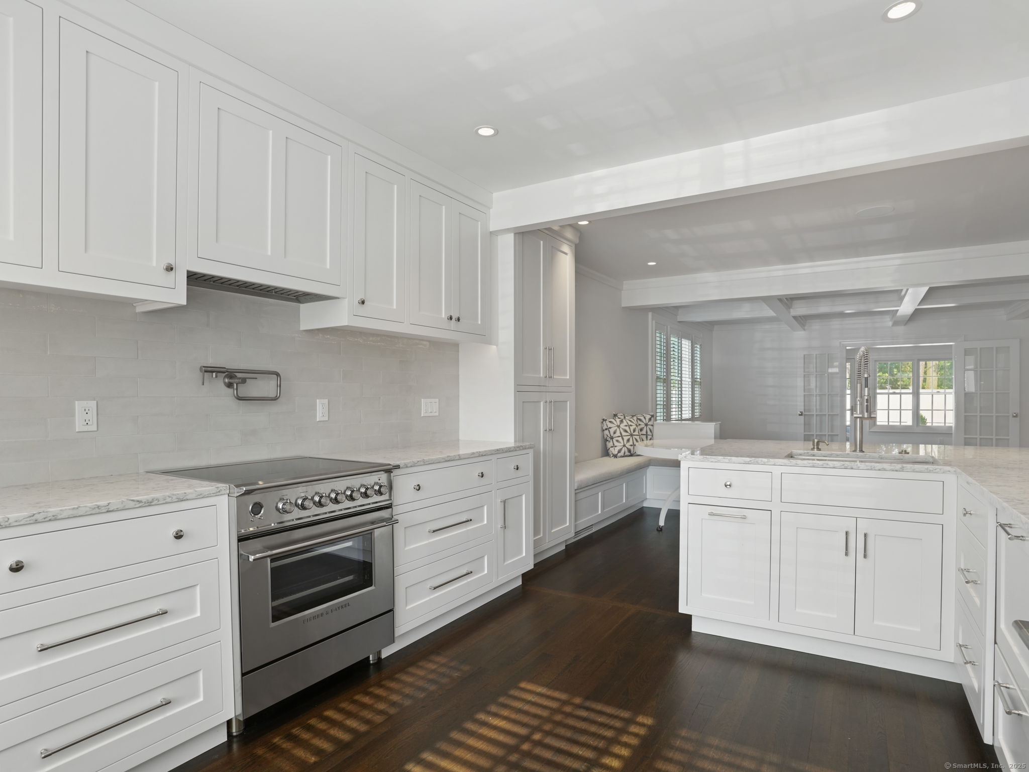 2 Mead Street 2