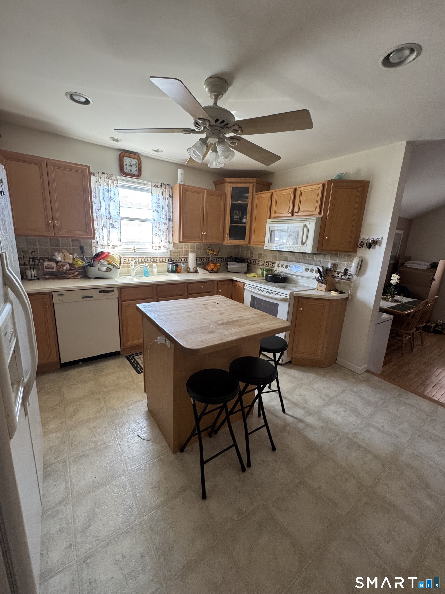 15 Montgomery Street