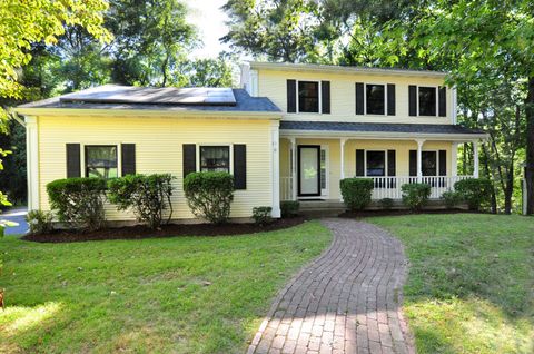 83 Pebblebrook Windsor CT 06095